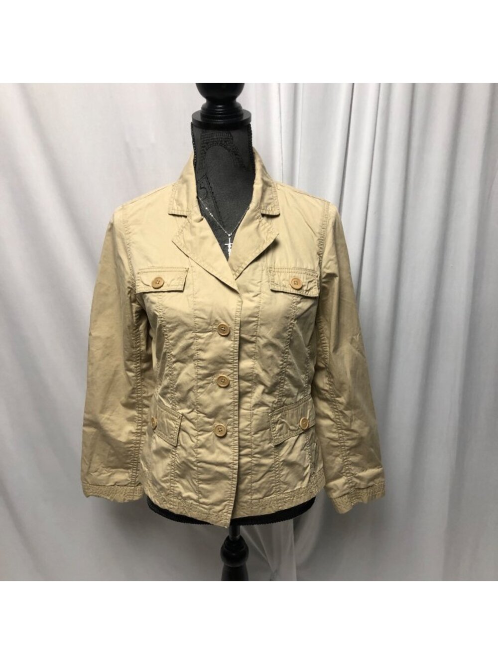 Talbots Jacket Womens Size 8P Beige Tan Button Front Lightweight Long Sleeve